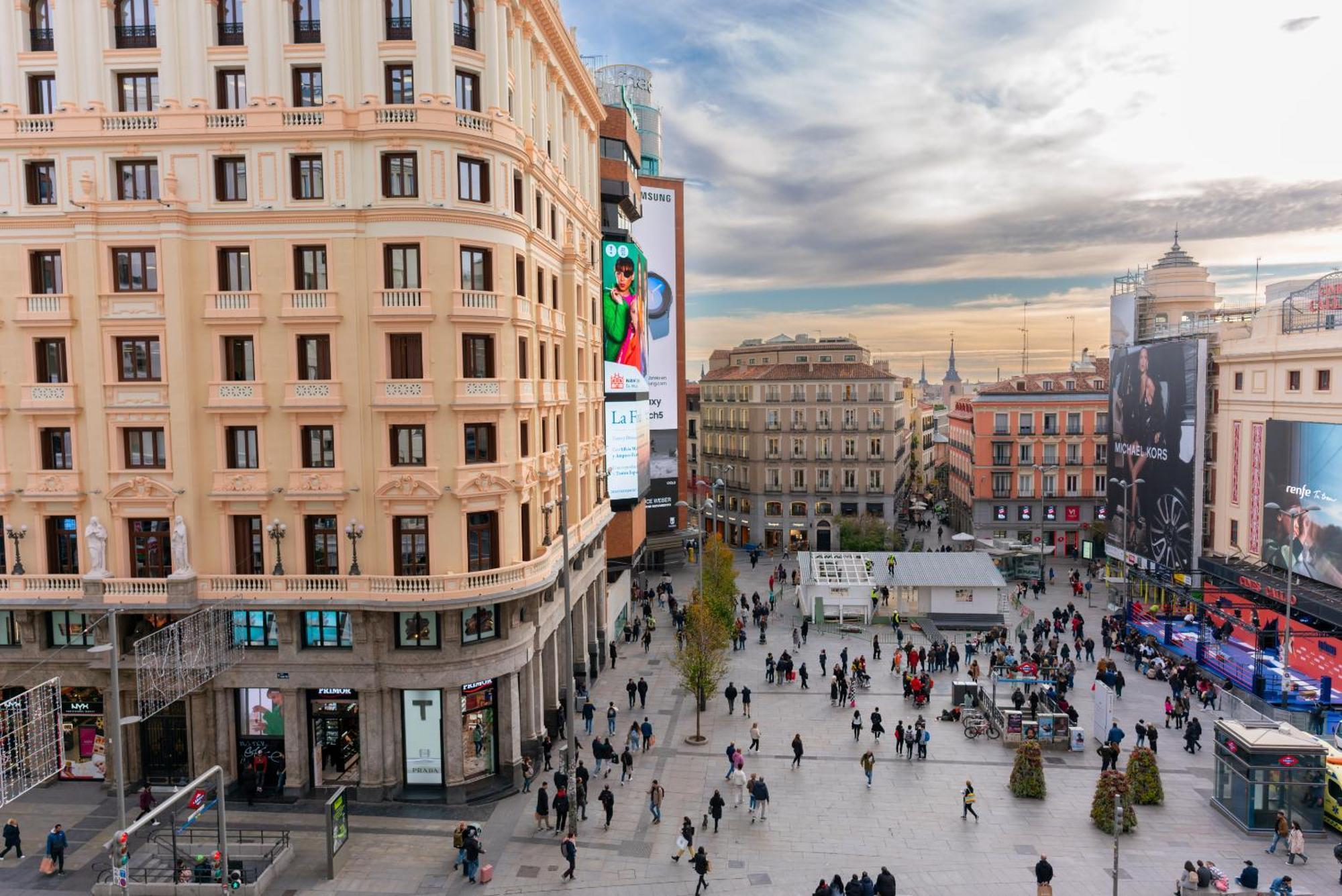 Carmen-gran Via * Madri